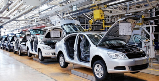 مصر تفرق قيوداً جديدة على استيراد السيارات الشخصية.