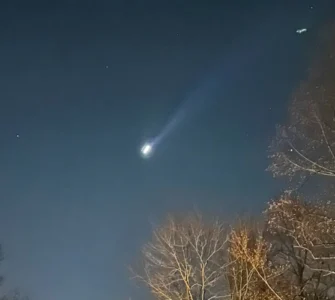 تم رصد عدد من الطائرات بدون طيار في سماء برناردسفيل، نيوجيرسي، في 5 ديسمبر/كانون الأول.