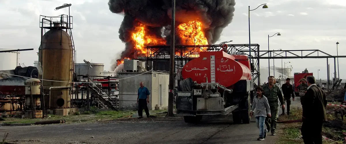 د انكمش الاقتصاد السوري بنسبة 85% خلال ما يقرب من 14 عامًا من الحرب الأهلية.