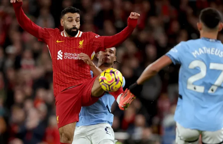 محمد صلاح يسعى لتجديد عقده مع ليفربول (أسوشيتد برس)