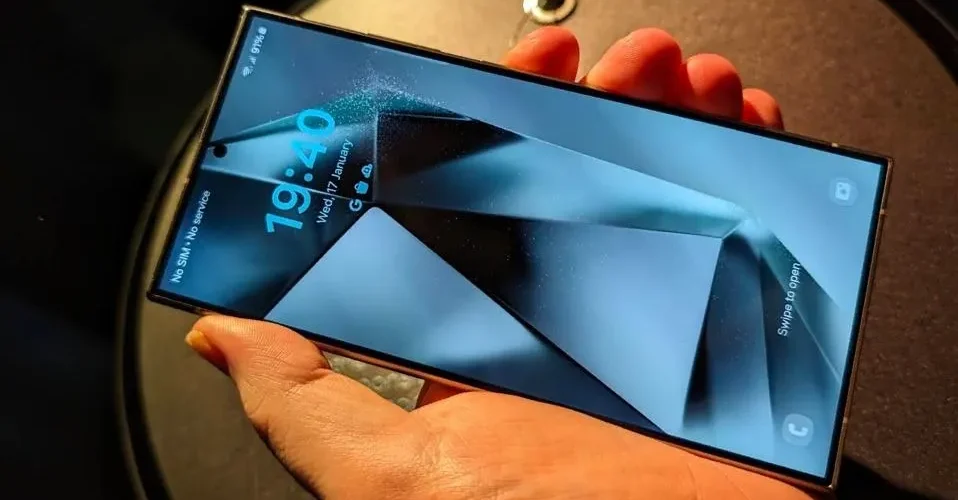 هواتف Galaxy S24 Ultra.